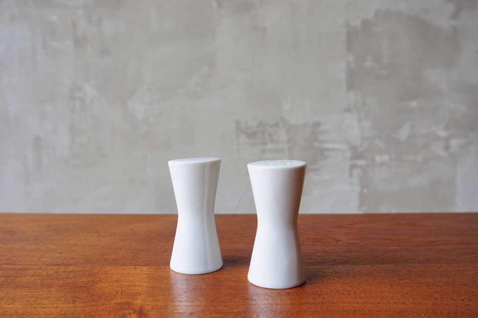 LaGardo Tackett Style Shakers.